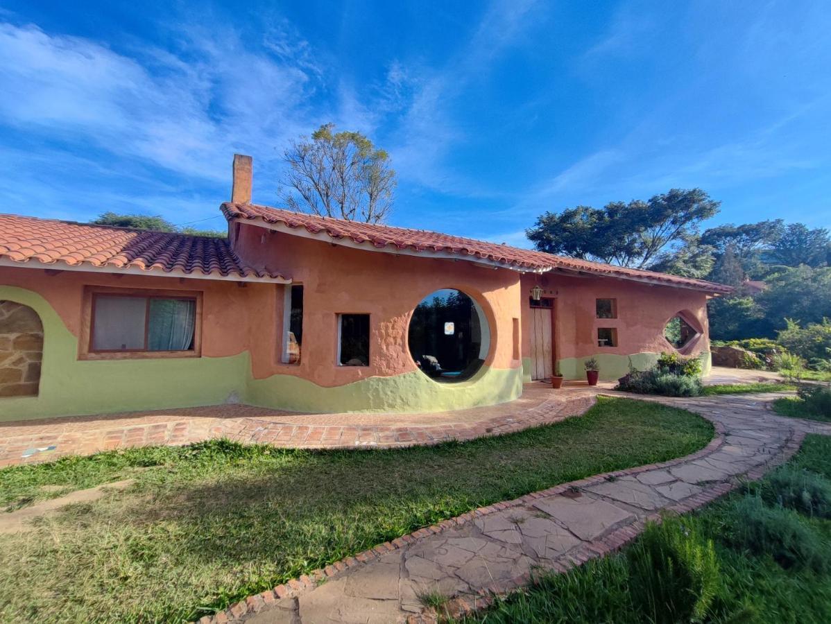 Yvy Casa Hotel Samaipata Buitenkant foto