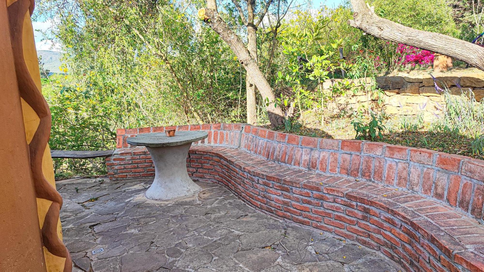 Yvy Casa Hotel Samaipata Buitenkant foto