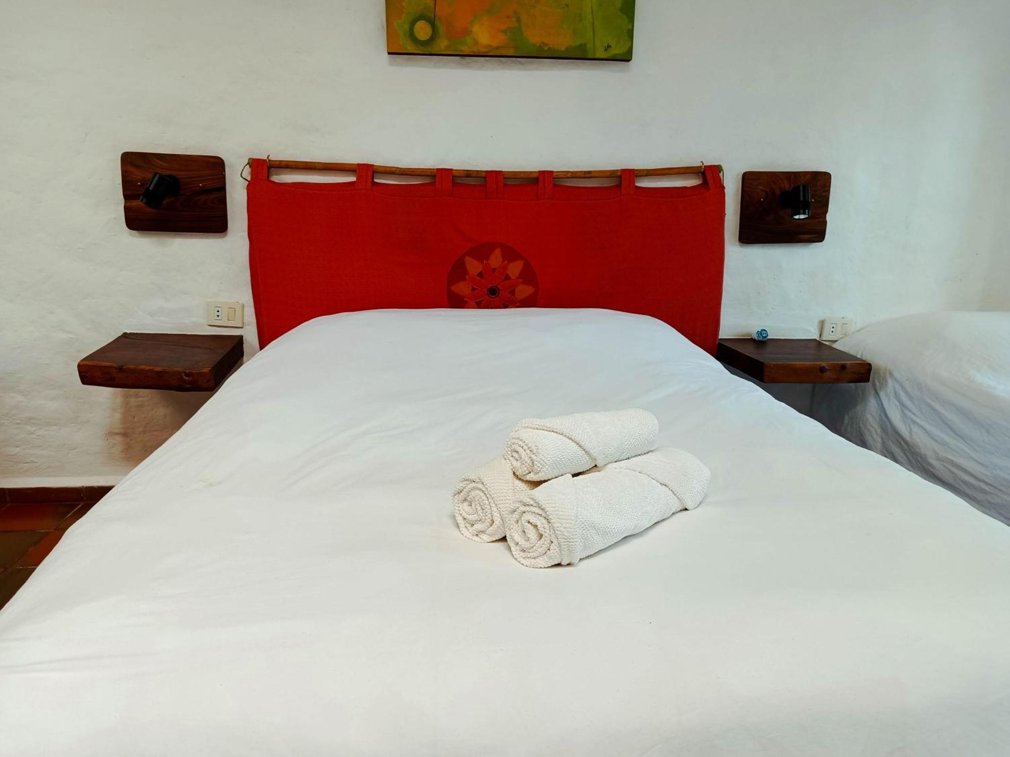Yvy Casa Hotel Samaipata Buitenkant foto